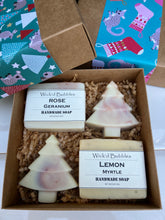 Load image into Gallery viewer, Xmas Gift Box - Christmas tree soap &amp; 90g Soap pack